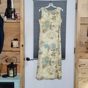 Pretty Pink womans line dress  size small